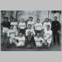 1952 Erste Fussballmannschaft Skerbersdorf.jpg